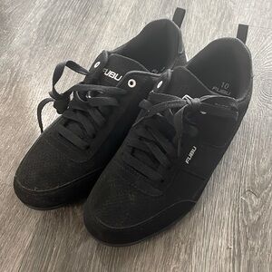 Size 10 Fubu shoes- black
